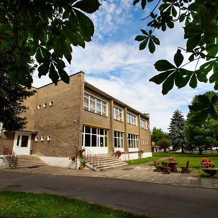 Zajazd Grodek Bujak Robert Naclegi I Restauracja Grodkow  Kültér fotó