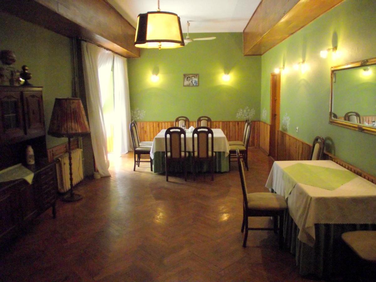 Zajazd Grodek Bujak Robert Naclegi I Restauracja Grodkow  Kültér fotó