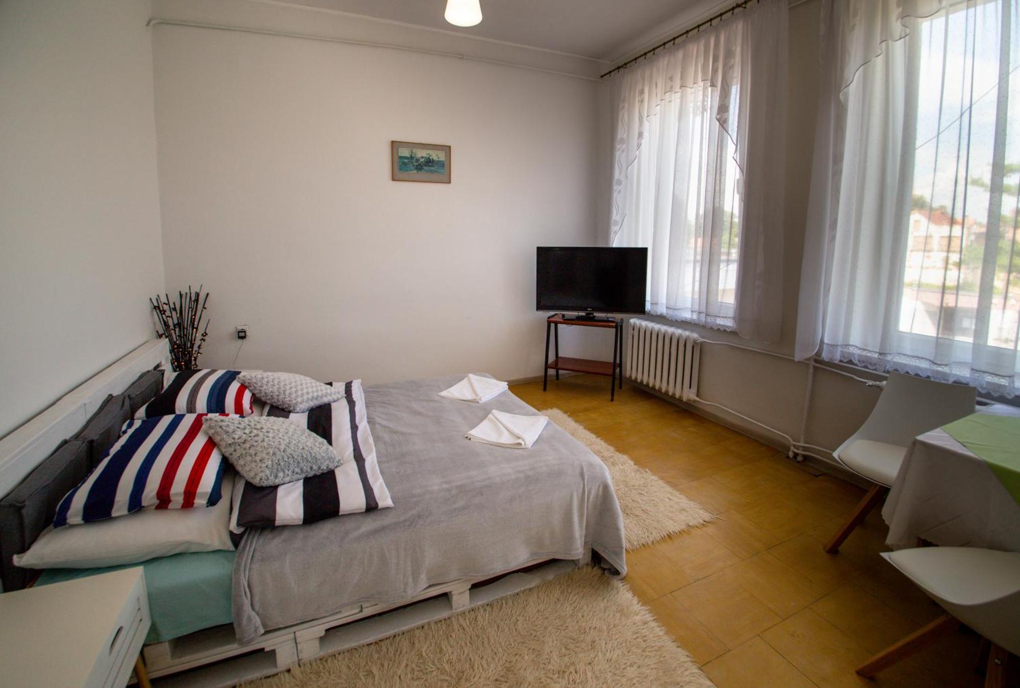 Zajazd Grodek Bujak Robert Naclegi I Restauracja Grodkow  Kültér fotó